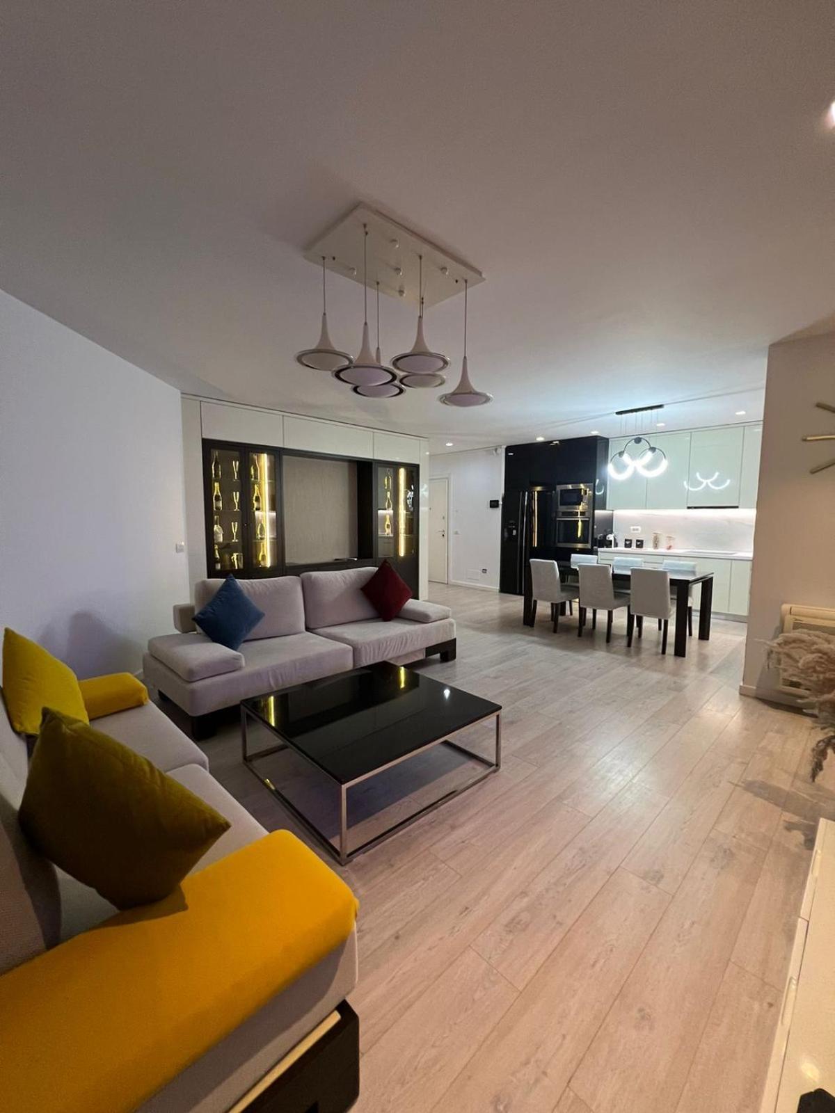 Appartamento Tirana Loft Living Esterno foto